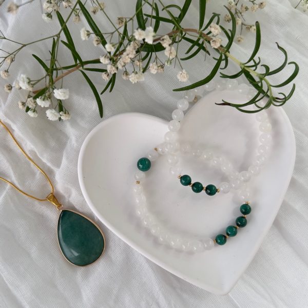 Bracelet et pendentif en pierres naturelles - cristal de roche et malachite